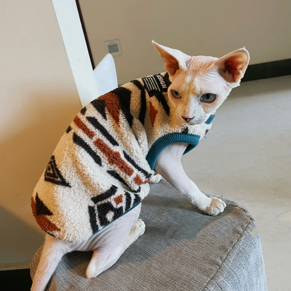 Retro British Style Sweater for Sphynx Cat Thick Soft Winter Vest for Kittens Small Dogs Fashion Coat for Devon Rex in Autumn