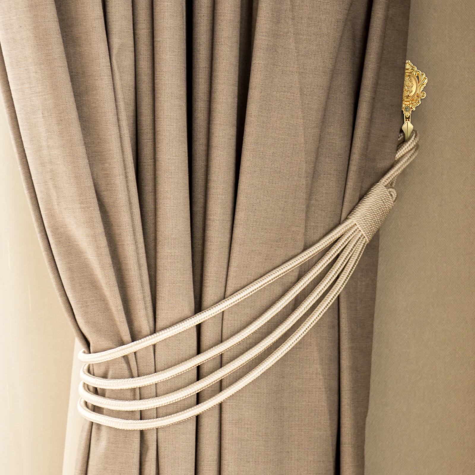 

2 pcs Curtain Holdback Hooks Zinc Alloy Rose Design Elegant Wall Hooks for Curtains Tiebacks Indoor Outdoor Decor