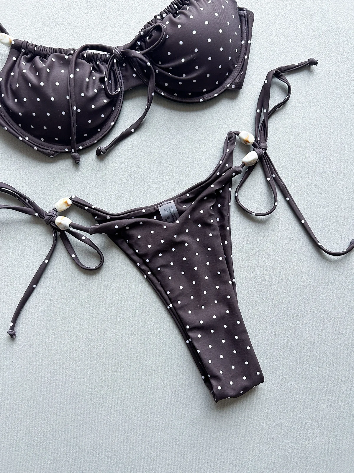 2026 Sexy Einfarbiger Bikini Badeanzug Damen Zweiteiliger Badeanzug Grenzüberschreitender Handel Einfarbiges Bikini-Set für Damen – Detail 12