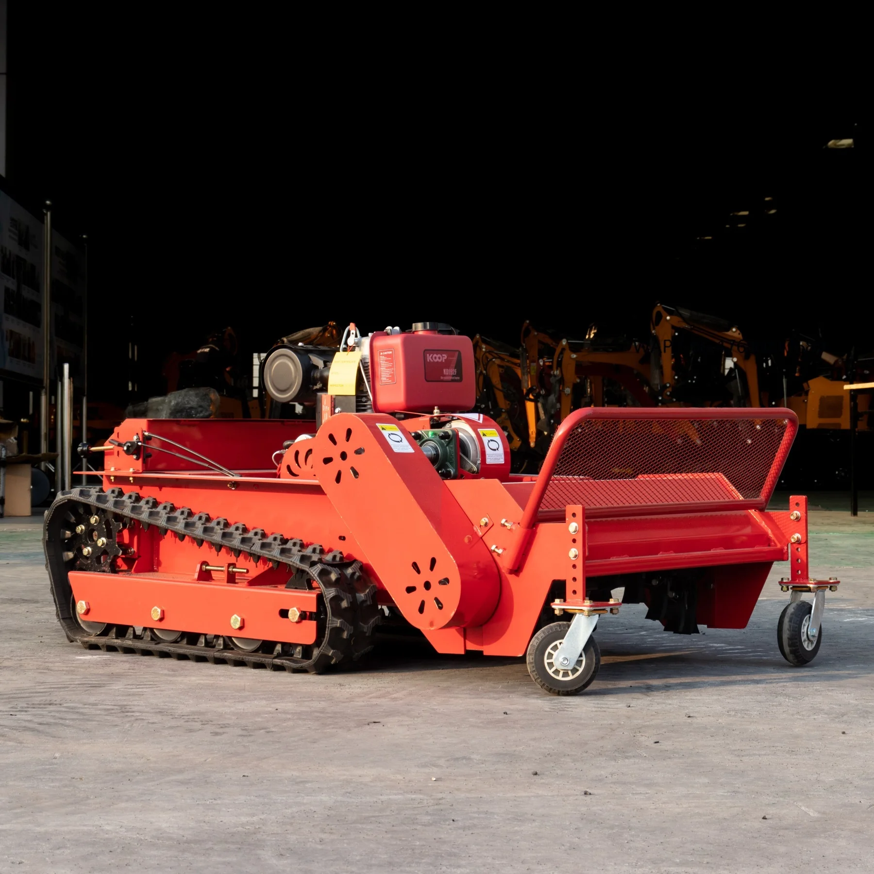 

800mm Mowing Width Engine 192F Crawler Lawn Mower RC Brush Cutter for Agriculture