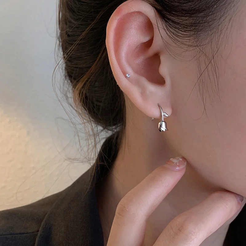 

New Hot Selling 925 Sterling Silver Fashionable Tulip Flower Earrings, Simple And Sweet Silver Earrings, Trendy Gifts