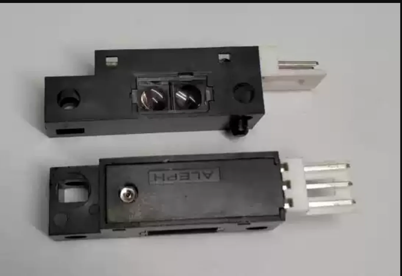 [BELLA] Photo Interrupter. Photoelectric Sensor Reflective Photoelectric Switches. Photocell Imported OH-1021 NO NC --10pcs/lot