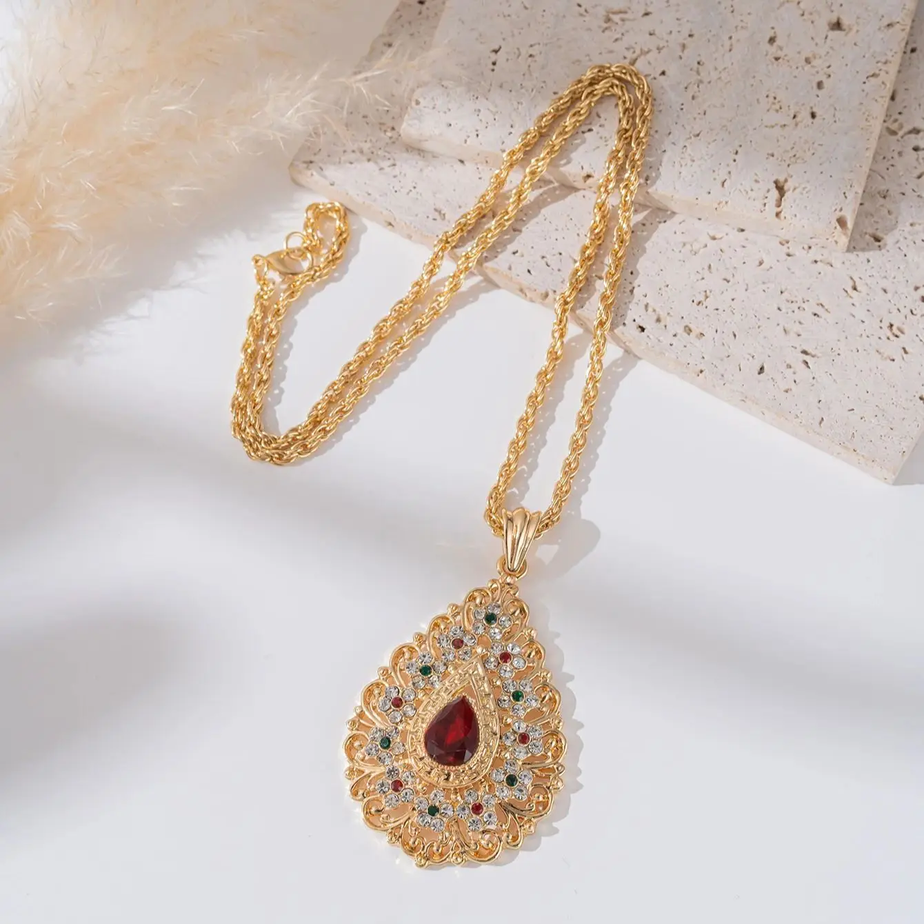 

Gold Plated Water Drop Rhinestone Pendant Necklace Ethnic Morocco Trendy Slid Chain for Women Bridal Wedding Jewelry Gift