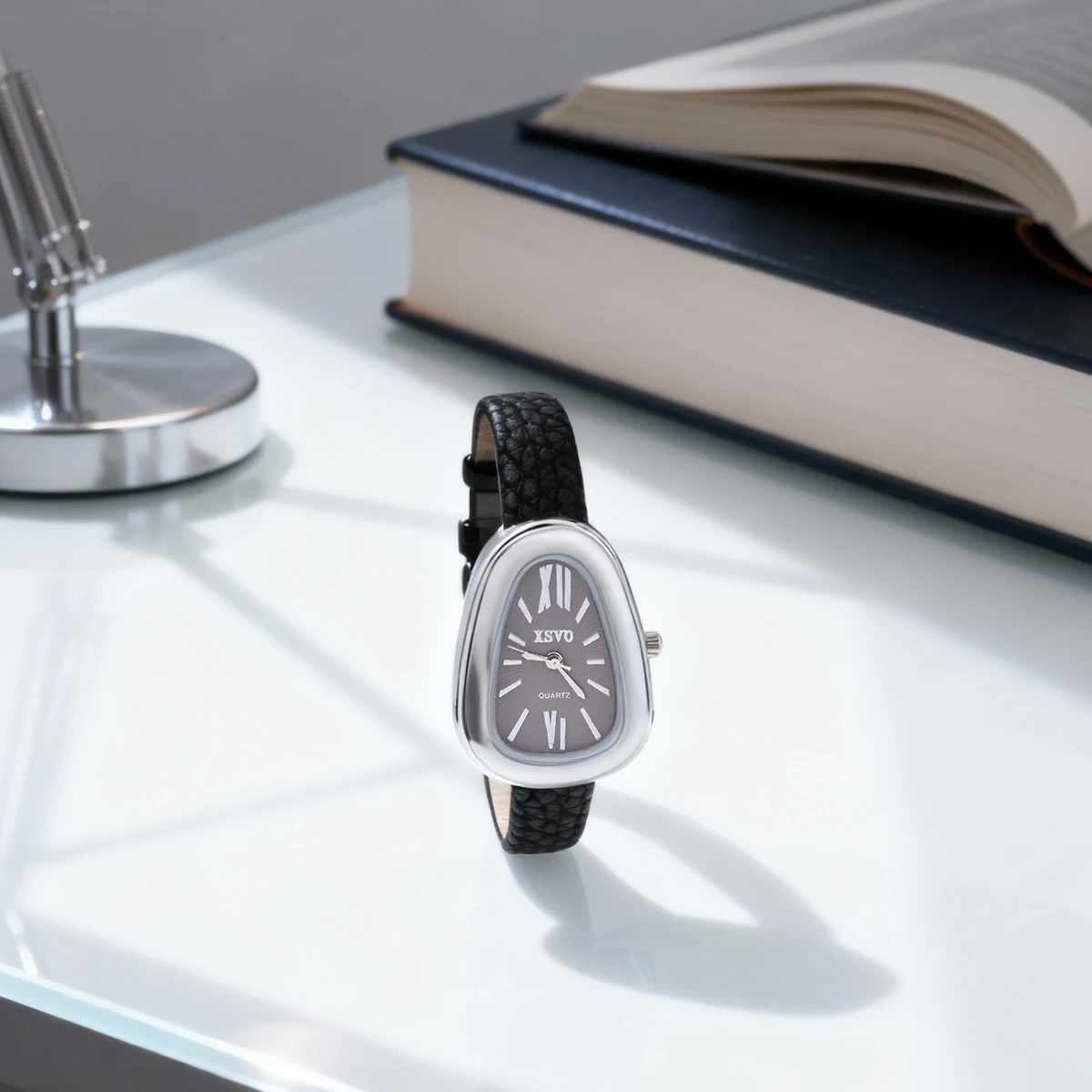 ساعة كوارتز نسائية عصرية ومتعددة الاستخدامات بحزام جلدي على شكل رأس الثعبان، مناسبة للارتداء اليومي، وهدايا عيد الميلاد #3