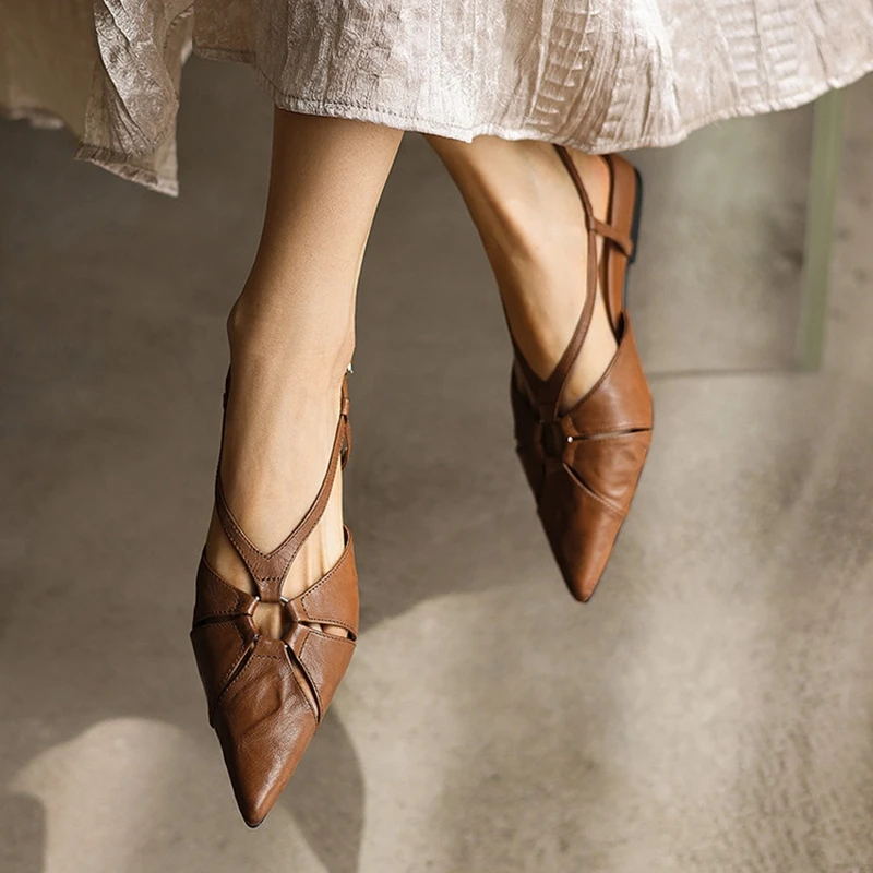 NEW Summer Women Shoes Genuine Leather Sandals Women Pointed Toe Chunky Heel Shoes Cover Toe Slingback Shoes Narrow Band Sandals