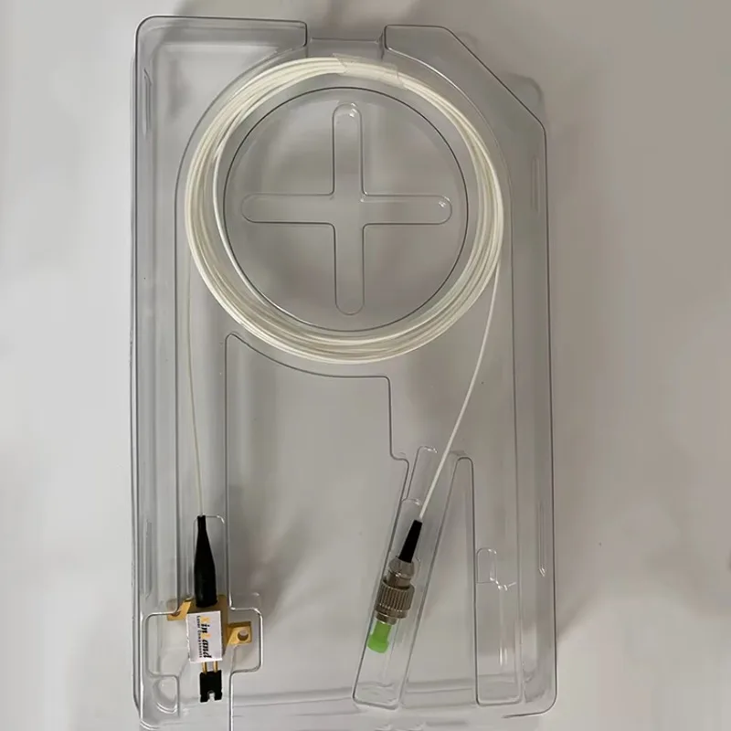 808nm 810nm 5W الألياف مقترنة ليزر ديود مع 105um أو 200um ألياف الليزر المتعددة 2-Pin حزمة