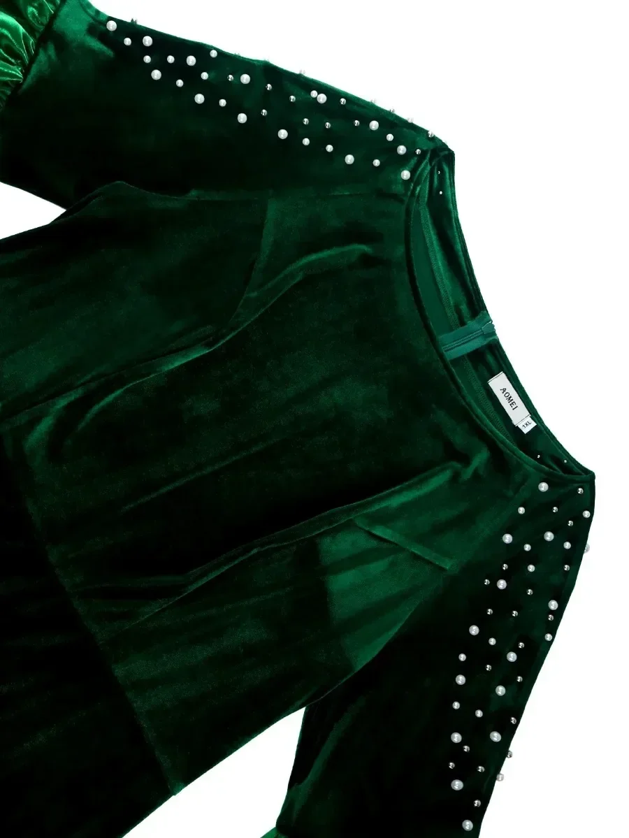2024 Green Vintage Velvet Christmas Party Dress For Women O Neck Lantern Sleeves Nail Beads Wedding Birthday Party Banquet Gowns