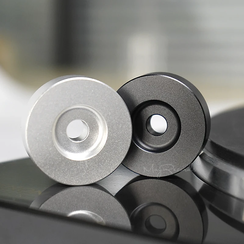 2024 رائجة البيع 45 دورة في الدقيقة محول القرص الدوار الألومنيوم الفضة الأسود 7 بوصة EP سجل القرص الدوار الفونوغراف الفينيل التقنيات مركز محول