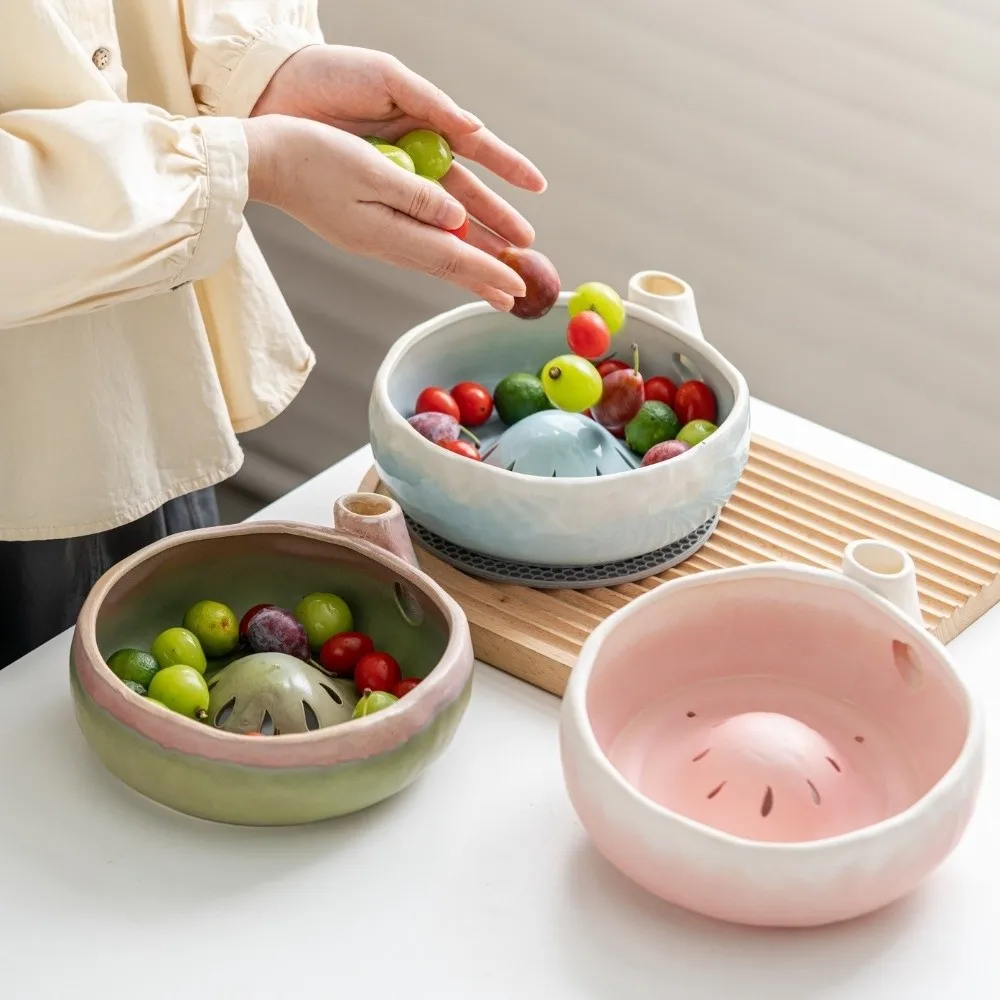 Ceramic Berry Swirl Bowl Automatic Rotating 360° Vortex Berry Colander Bowl Drainage Hole Self Spinning Berry Washing Bowl
