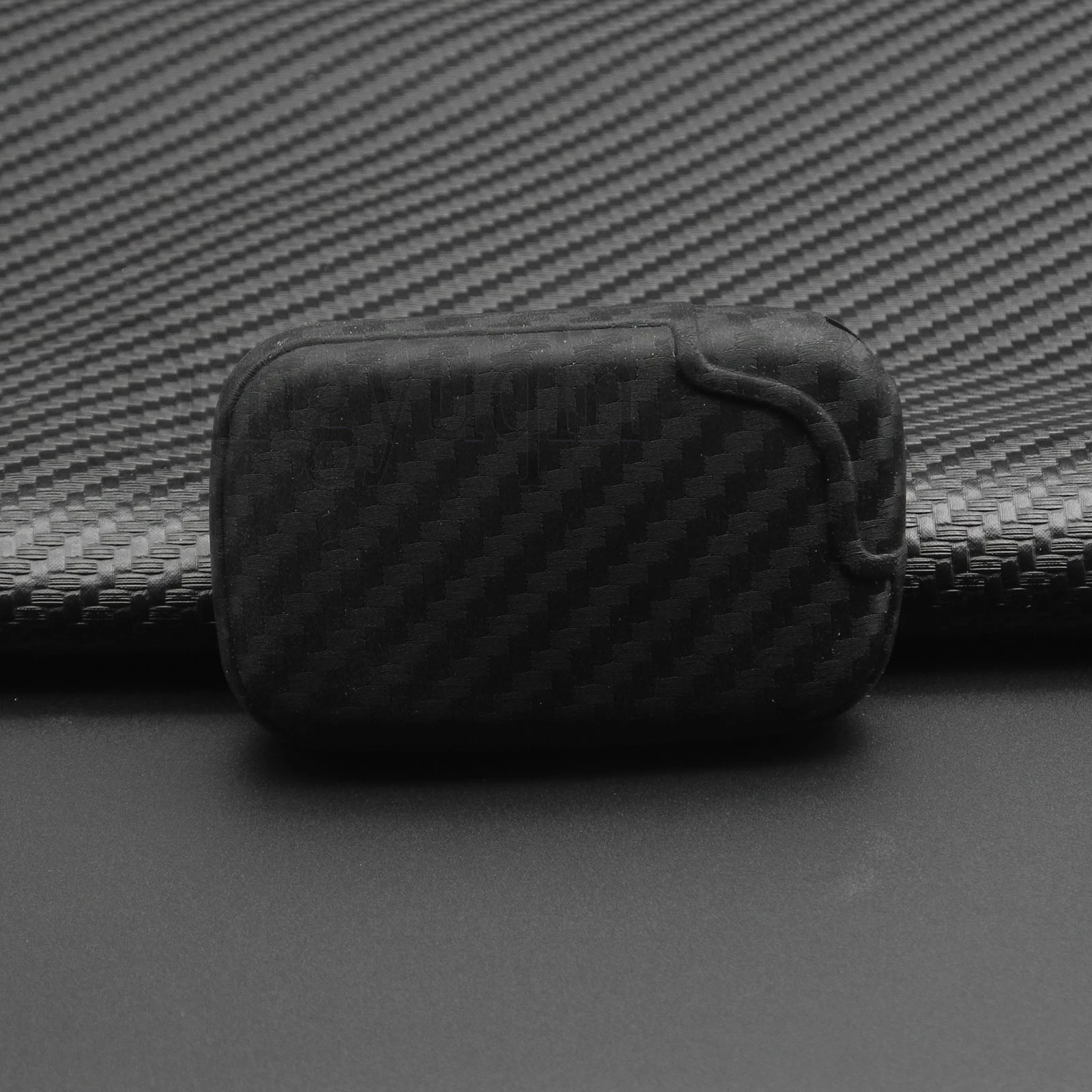 jingyuqin Carbon Silicone Car Key Fob Case Cover For Lexus CT200h ES 300h IS250 GX400 RX270 RX450h RX350 LX570 Keychain