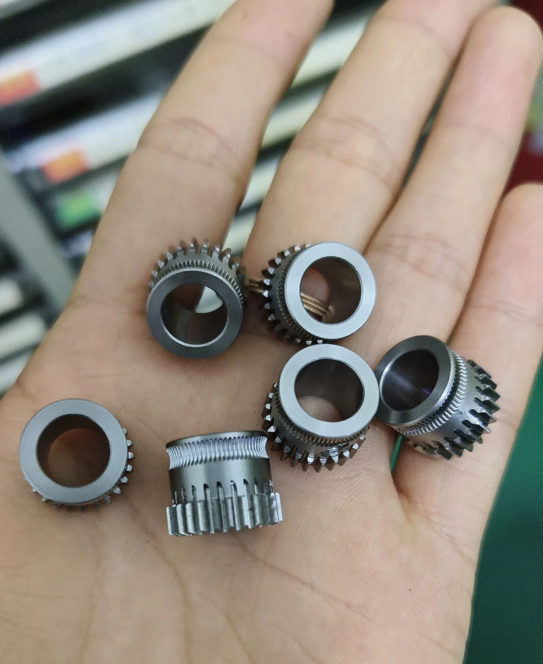 2pcs/lot Stainless Steel 3D Printer Extruder Gear, 0.5 Module 25 Tooth Filament Drive Gear for Precise Feeding