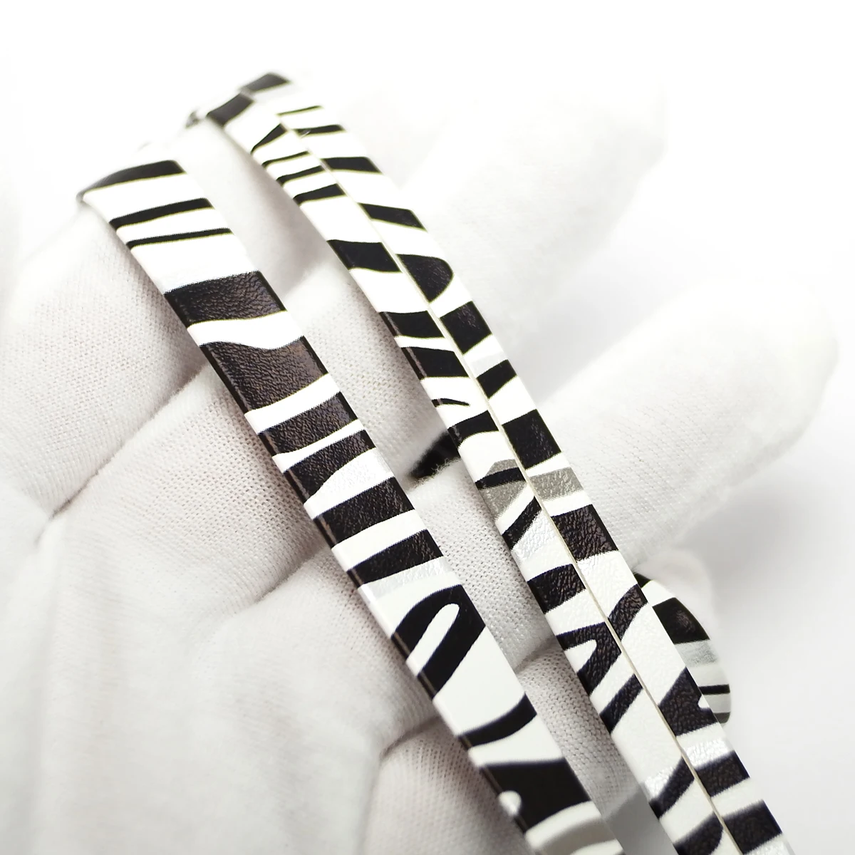 3 Meter Soft Leather Cord,10mm Black And White Zebra Print Bonding Leather Strips,Bracelet Necklace Making，Vintage Leather Cord