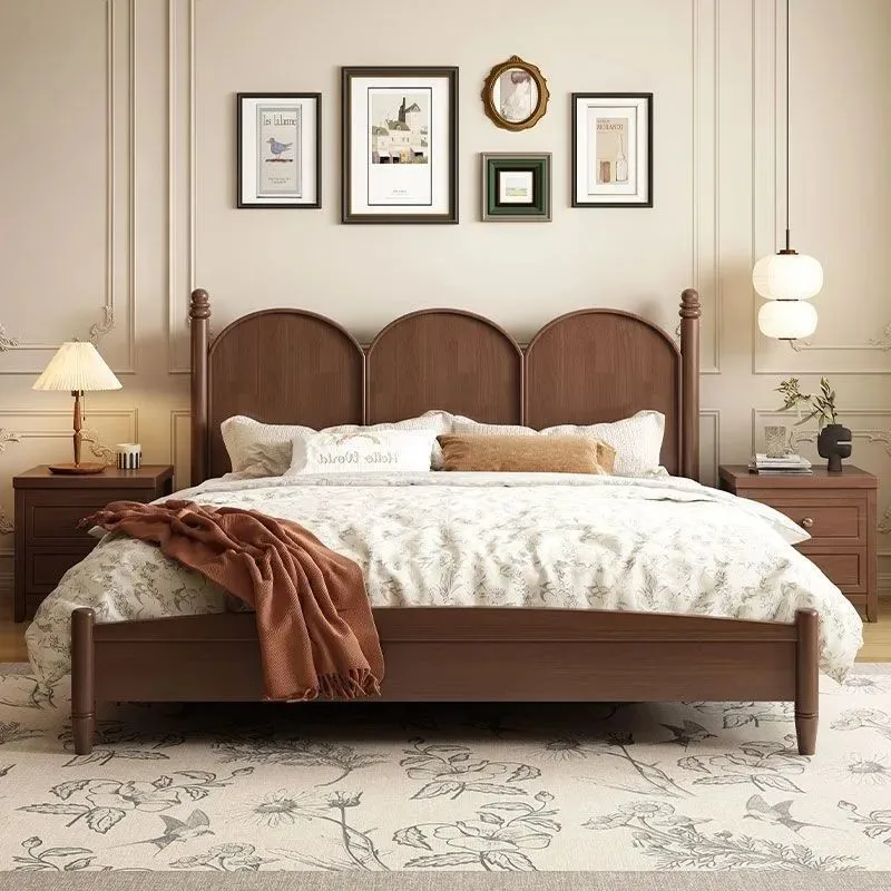 

American medieval light luxury solid wood bed double modern simple retro French master bedroom double bed small apartment weddin