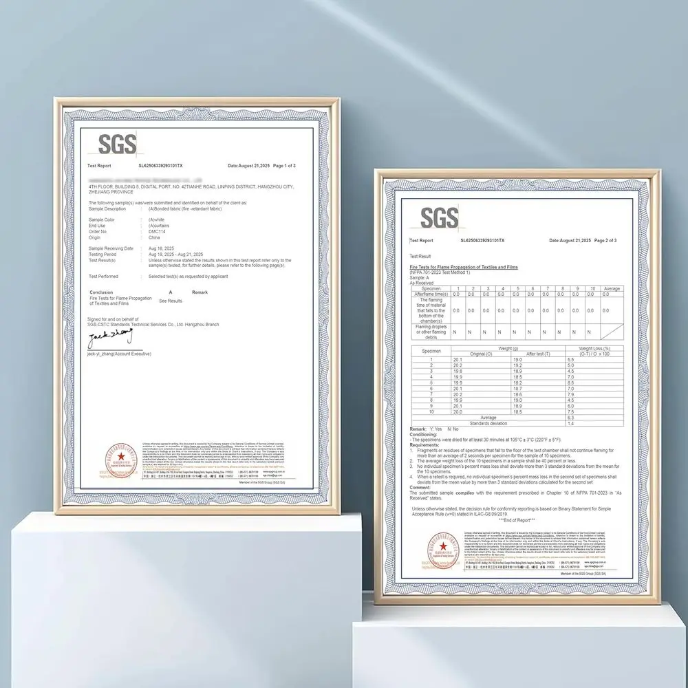 NFPA701 Konform feuerbeständig, fluorfrei, 100 % Verdunkelungsvorhänge, 52 x 96 Zoll, 2 Paneele, Weiß