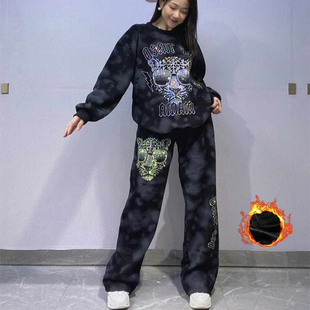 

Большие комплекты из двух предметов Tie Dye, женские наряды с леопардовыми бриллиантами, повседневные топы и брюки с круглым вырезом, вязаный женский спортивный костюм