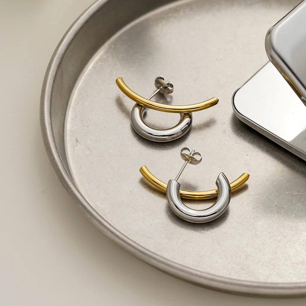 Two-Tone C-Shaped Bent Bar Stud Earrings for Women - 18K Gold Plated