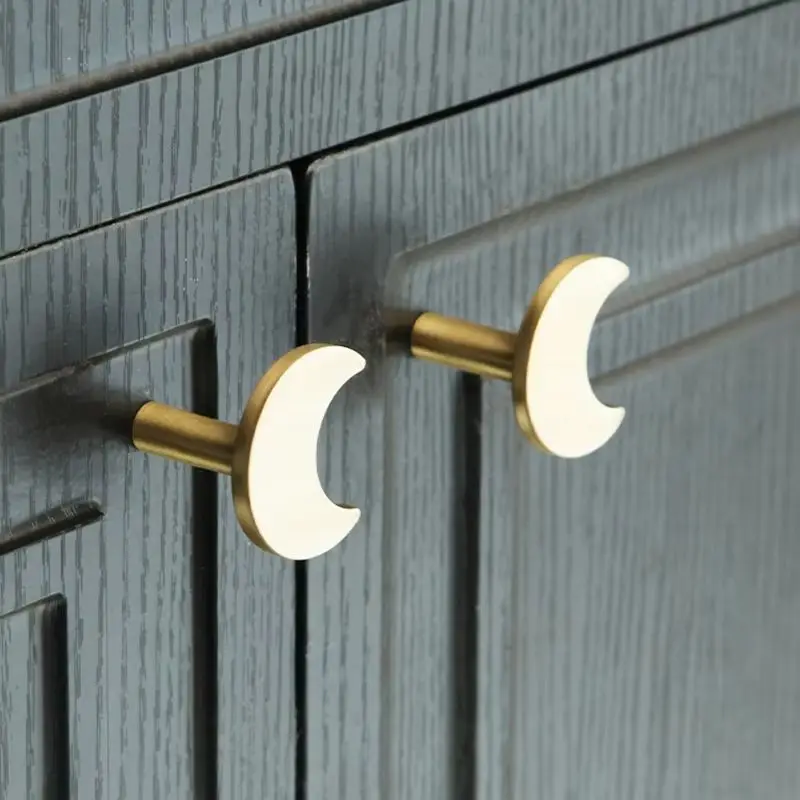 

NEW 4PCS Solid Brass Star/Moon/Flower Furniture Pulls Knobs Drawer Pulls Baby Children Room Wardrobe Shoe TV Cabinet Pulls Knobs