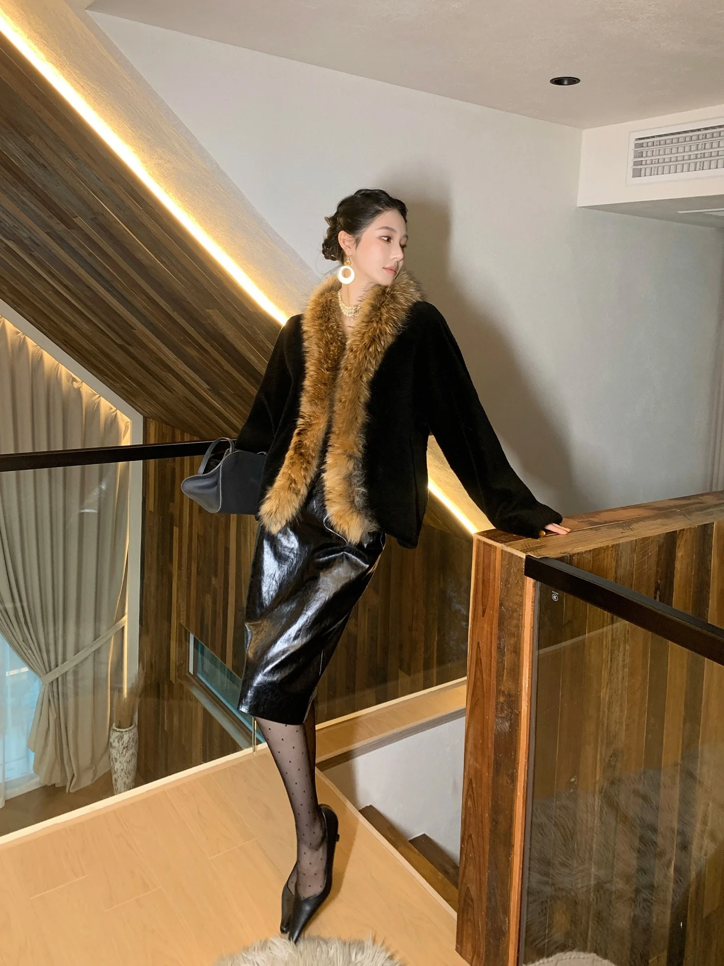 

Женская зимняя куртка Alin Mojito с меховым воротником, свободного кроя, тонкая, для повседневной носки