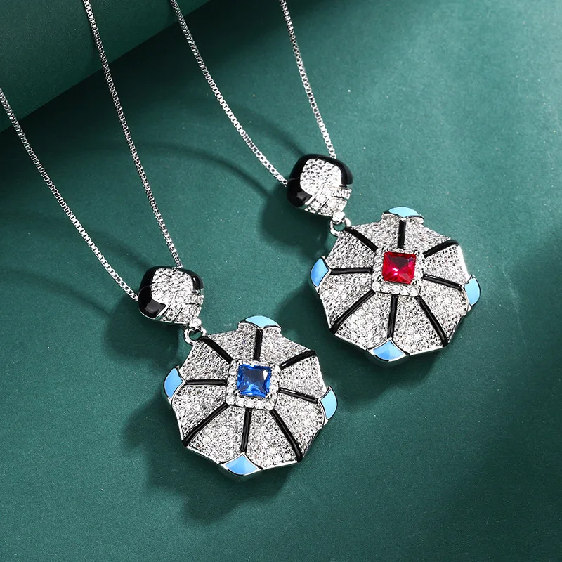 

Hexagonal Jewelry Pigeon Blood Red Corundum Royal Blue Necklace European and American Fashion Exquisite Niche Elegant Light Luxu