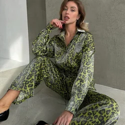 Camicie a maniche lunghe con stampa leopardata e pantaloni a gamba larga Set camicetta allentata abiti pantaloni a gamba larga abbottonatura Set da 2 pezzi completo da donna