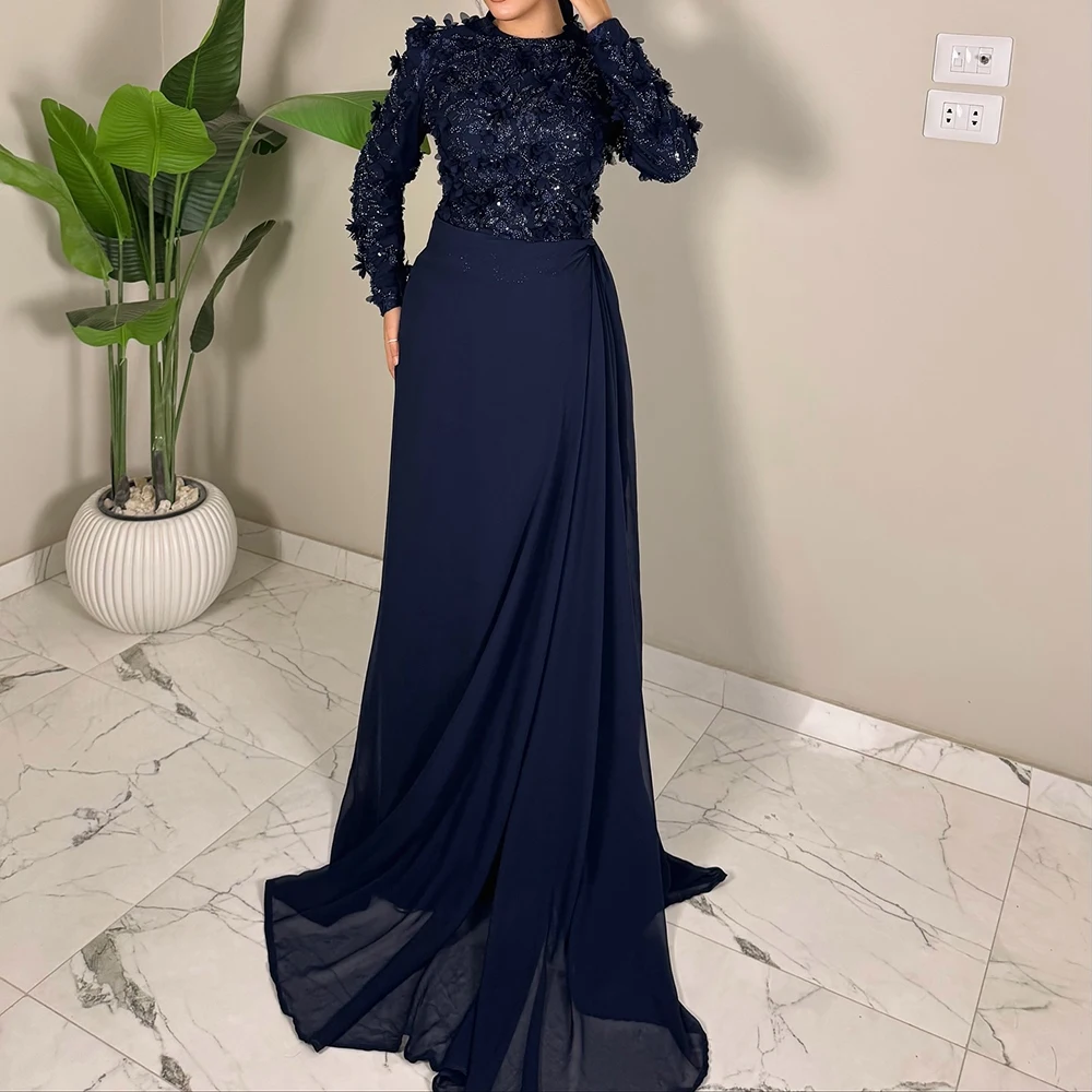 فساتين سهرة مخصصة على شكل حرف a بطول الأرض ورقبة دائرية وأكمام طويلة فستان حفلات موضة الزهور مطرزة بسيطة ثنيات للحفلات