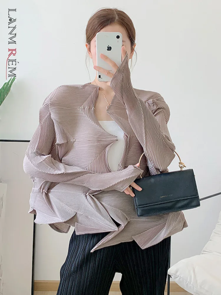 LANMREM Pleated Ruffles Solid Color Shirts Fold Cardigan Long Sleeves Female Fashion Top Clothing 2024 Summer New 2R8281