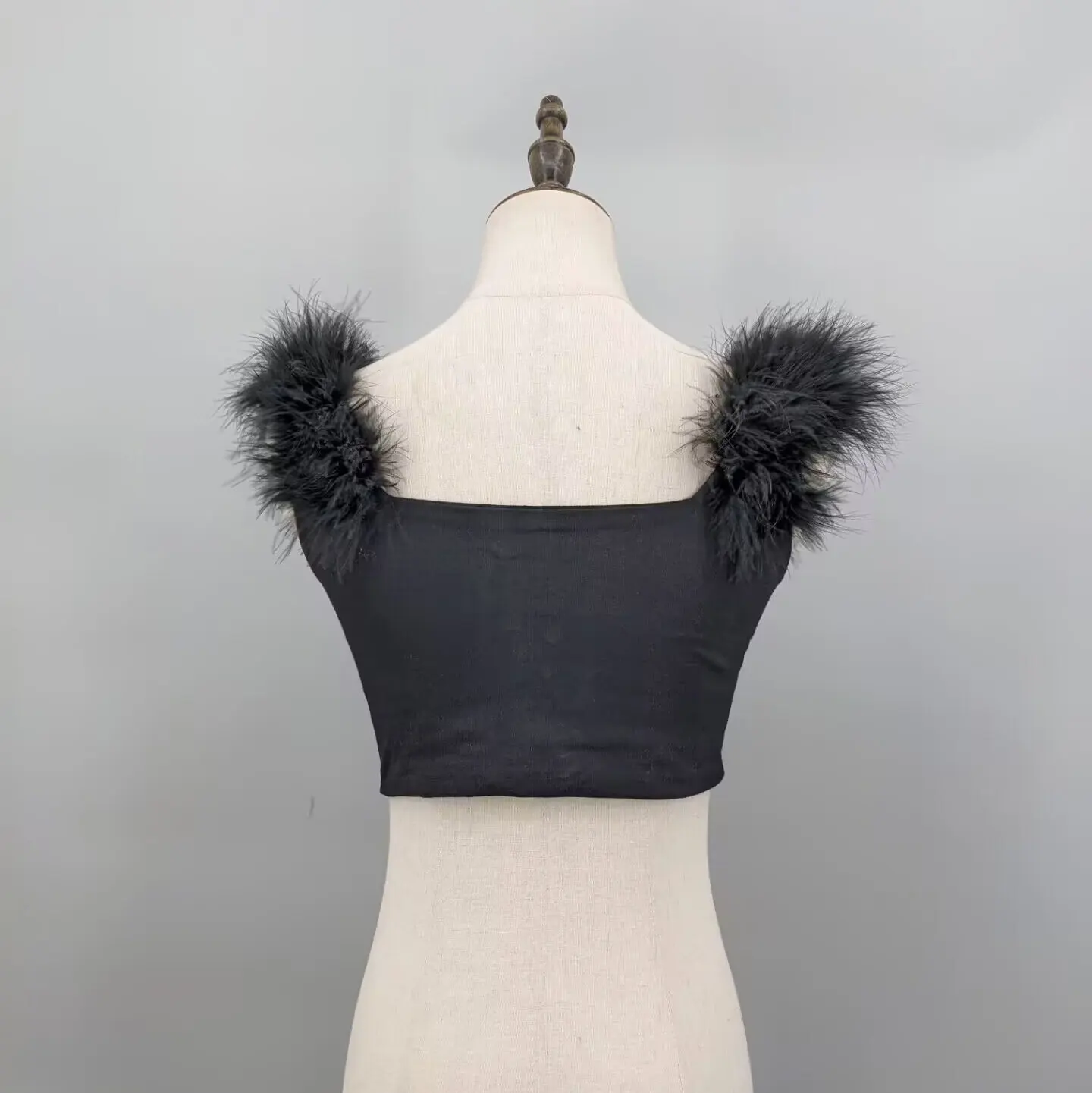 Women Black Square Neck Crop Tank Top Real Ostrich Feather Strap Y2K Sleeveless Tube Top Club Party Festival Camisole 24A0402
