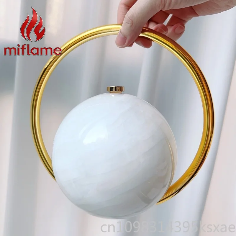 

Вечерняя сумочка-клатч: Элегантная структурированная сферическая сумка с гальванизированной ручкой и мраморным узором для вечеринок и торжественных мероприятий