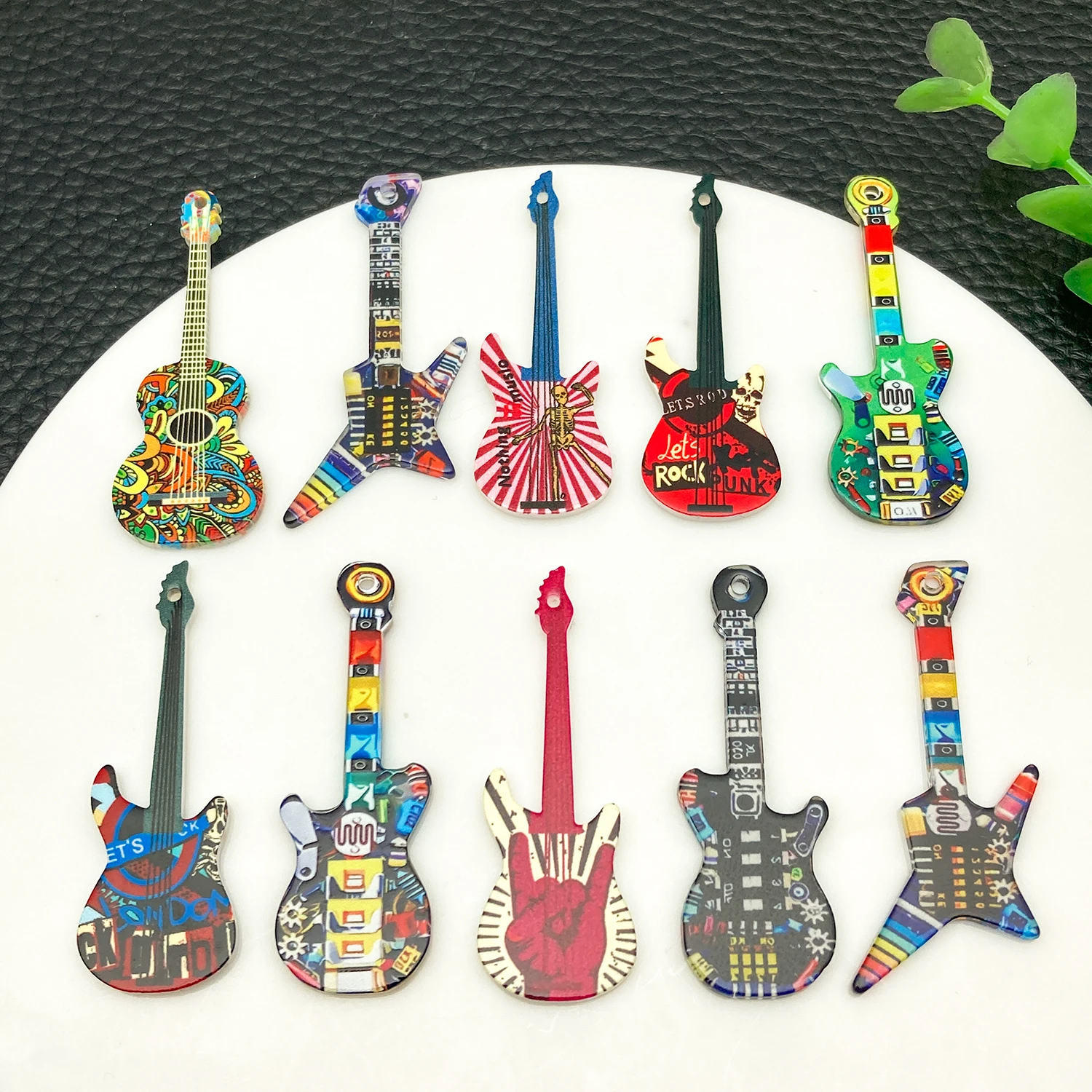 

5/10 шт., новый минималистичный стиль, ценный гитарный инструмент, креативный брелок-акриловая сумка, очаровательный декор, подарок для друзей