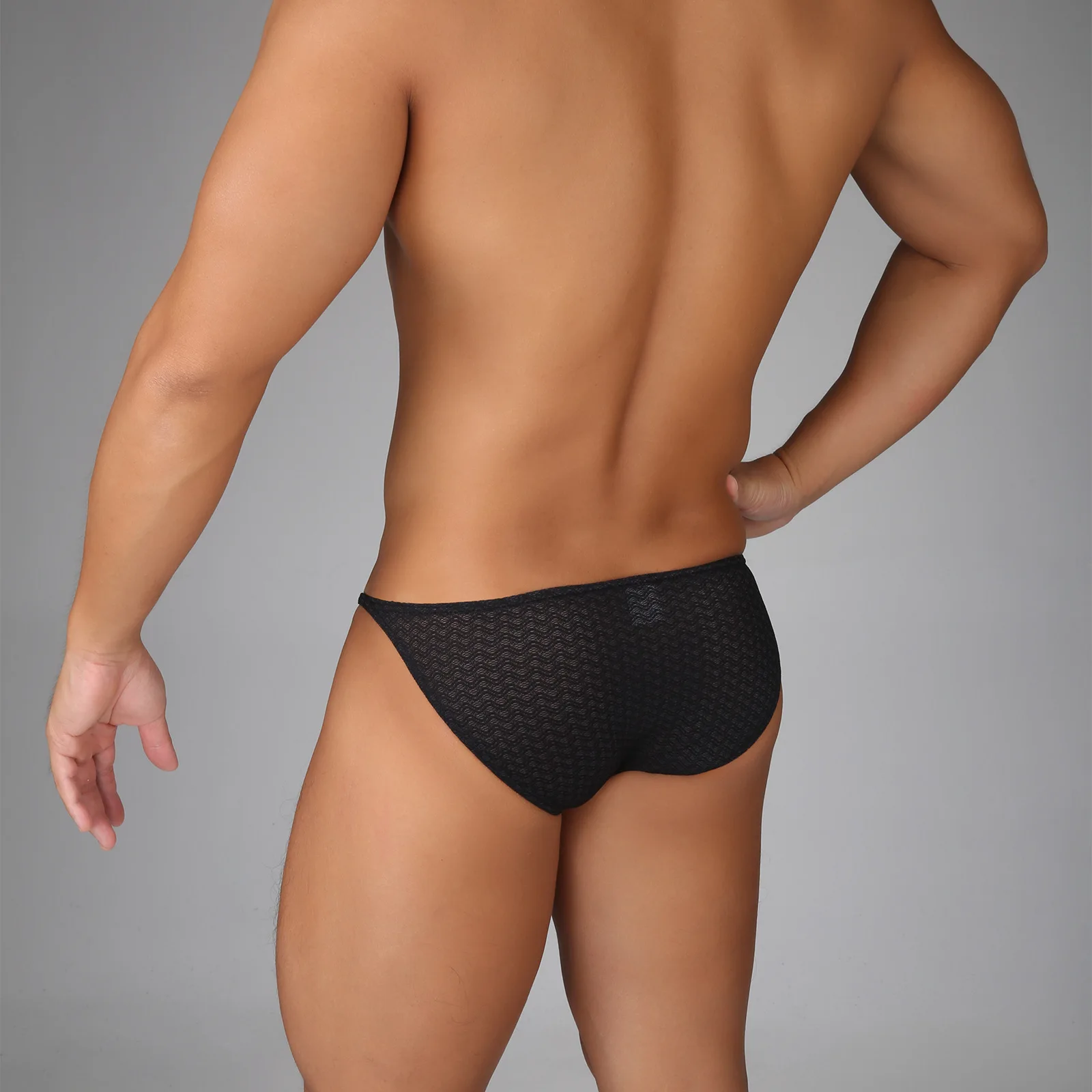 Celana Dalam Pria Model Segitiga Berenda Seksi, Bahan Bernapas Motif Riak Air, Celana Dalam Segitiga Kecil yang Menyenangkan, Model Low-rise Warna Solid, Lingerie Seksi