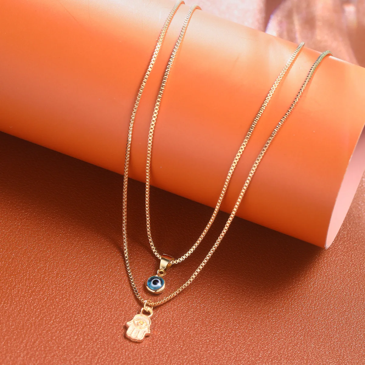 Mit Geschenkbox 2-teiliges Goldfarbenes Mehrlagiges Halsketten-Set für Frauen Böses Auge Hamsa-Hand Anhänger Vintage Boho Charm Schmuck Geschenk – Detail 2