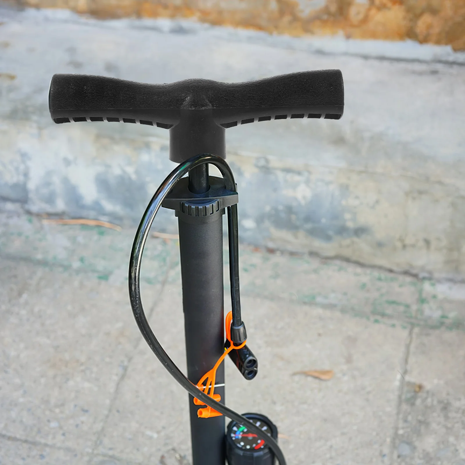 

Hand Pump Replaceable Handle Plastic Inflator Grip Comfortable Ergonomic Design for Bike Tire Pump Outdoor Use