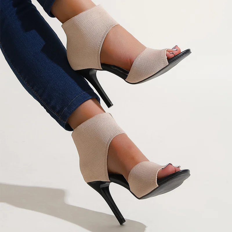 ليوبارد سوبر صندل كعب عالٍ للنساء حجم كبير الراحة الانزلاق على الصنادل 2025 الصيف خفيفة رقيقة الكعب أحذية عدم الانزلاق