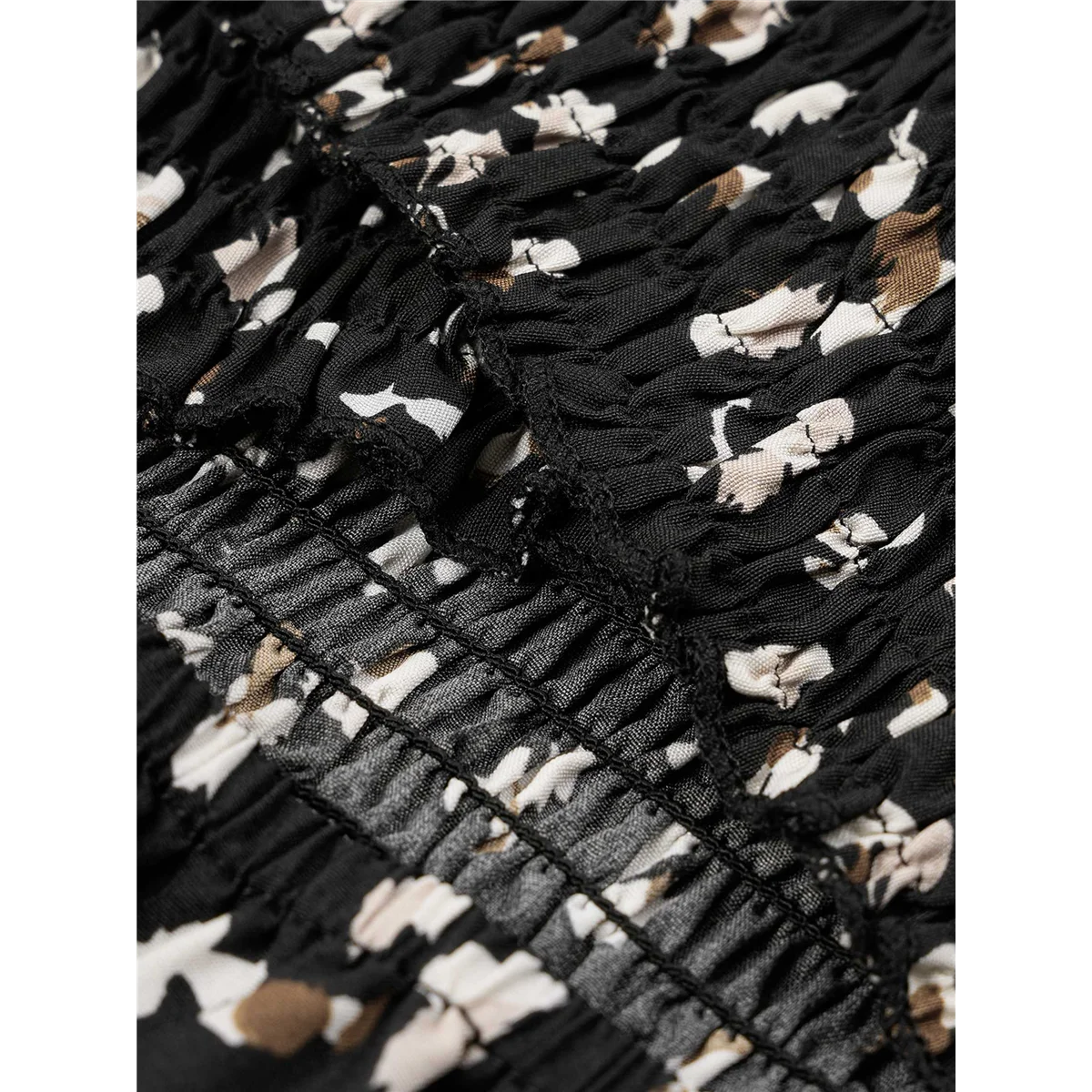 女性のサマードレスカジュアル V ネック花柄サンドレス A ライン流れるビーチドレス