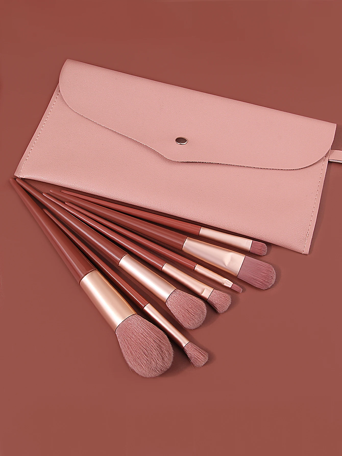7pcs wine red makeup brush set, soft bristles, no brush marks, foundation brush, eyeshadow brush, blush brush with makeup bag,