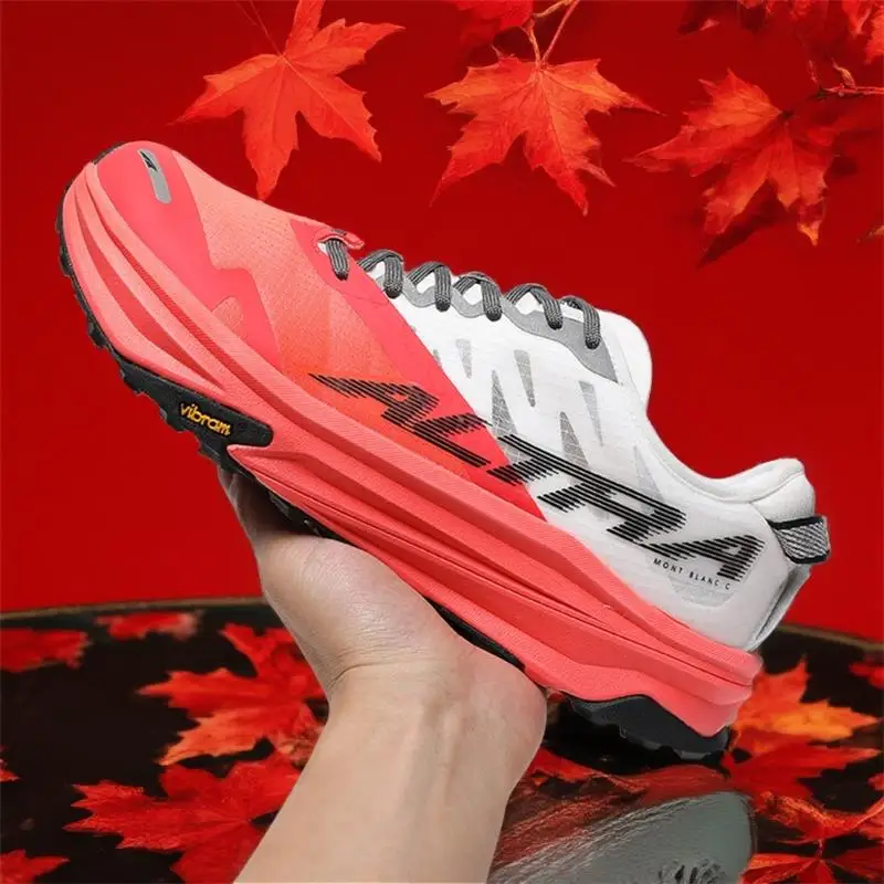 

Christmas ShoesLined WarmCushioned Outdoor Sports Shoes, Tech Midsole, Effortless Hiking