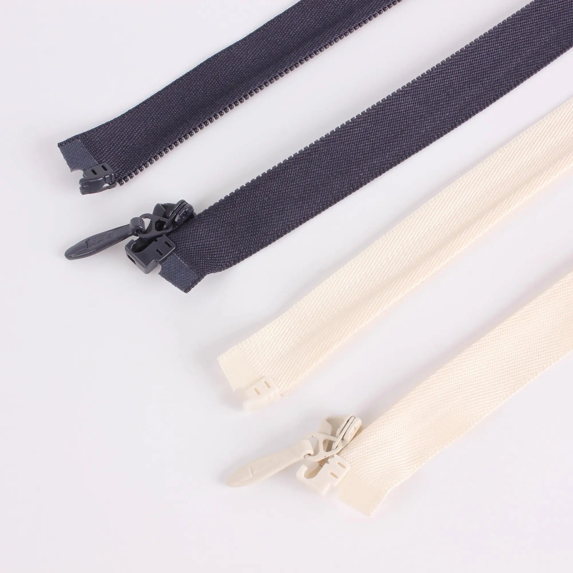 YKK-Reißverschluss Nr. 5 Kleid mit unsichtbarem Reißverschluss und offener Schleppe, Stoffkante, 25 40 60 80 120 200 cm – Detail 4