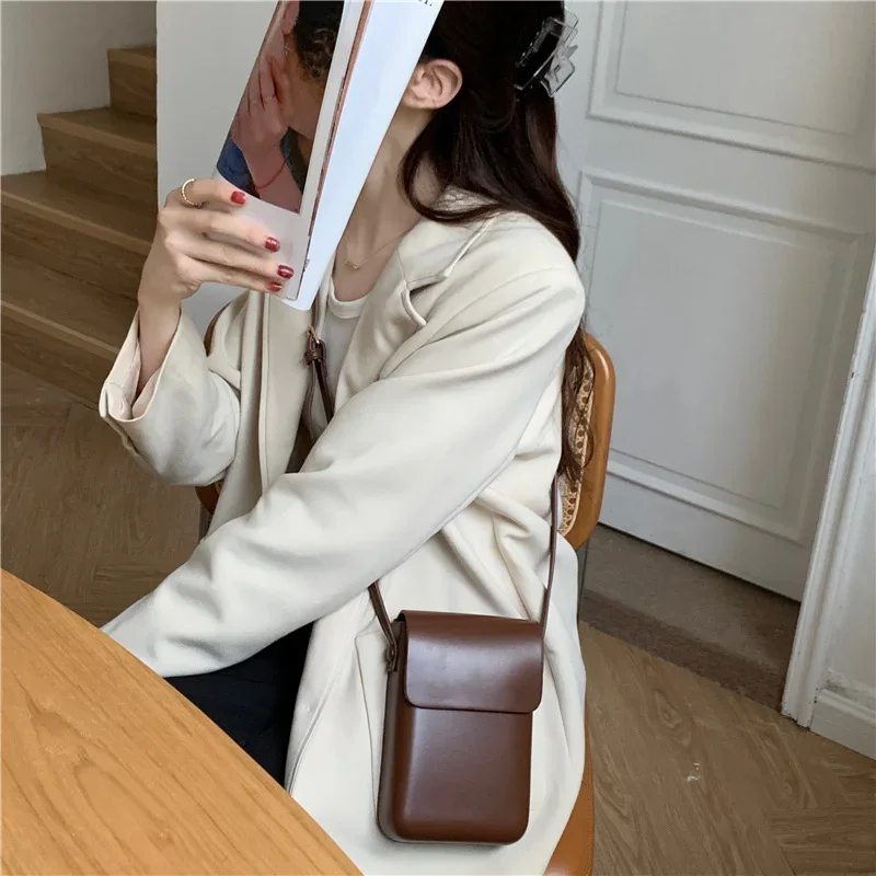 2023 Flap Crossbody Bags Women Mini PU Leather Shoulder Purses and Handbags for Girls Ladies Phone Simple Solid Designer Bag