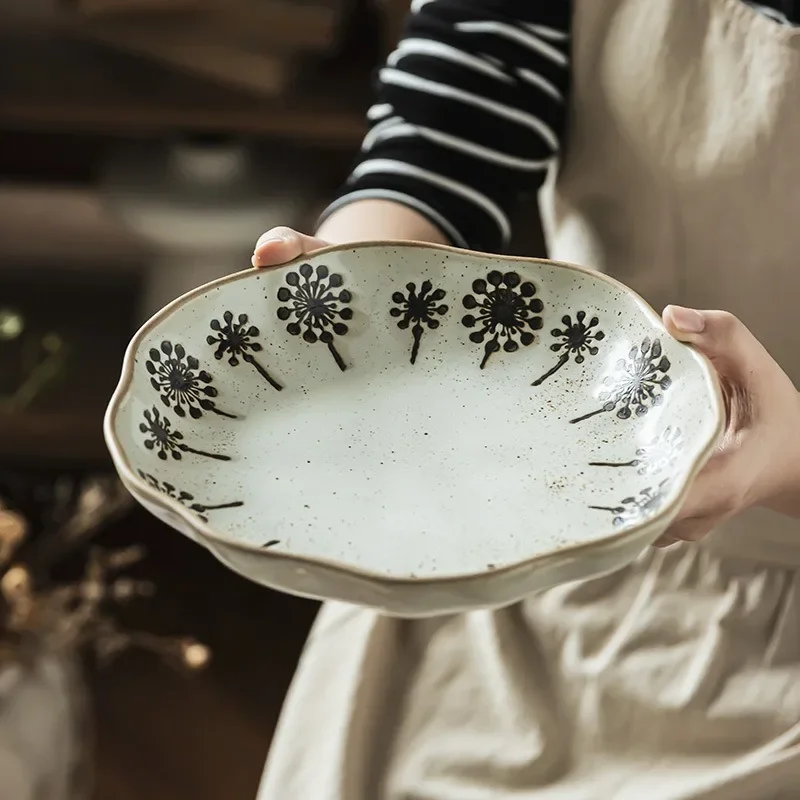 1PC Ceramic Plate Practical Lace-shaped Dessert Sunflower-shaped Fruit Dish Plate Household Tableware Supplies