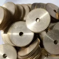 1PC 0.5M Modulus 18T/ 20T/ 22T/ 24T/ 25T/ 26T / 28T/ 30T/ 32T/ 36T/40T Teeth Brass Metal Copper Gear 2mm Thickness Fit 2mm Shaft