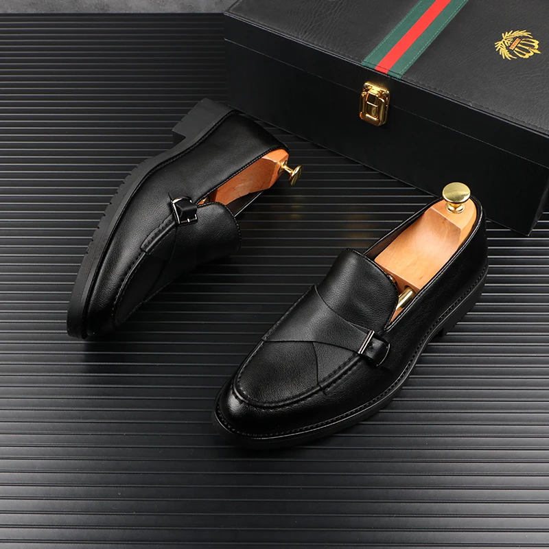 فستان أنيق لحفلات الزفاف للرجا - مراجعة Men Shoes Prada وسعره