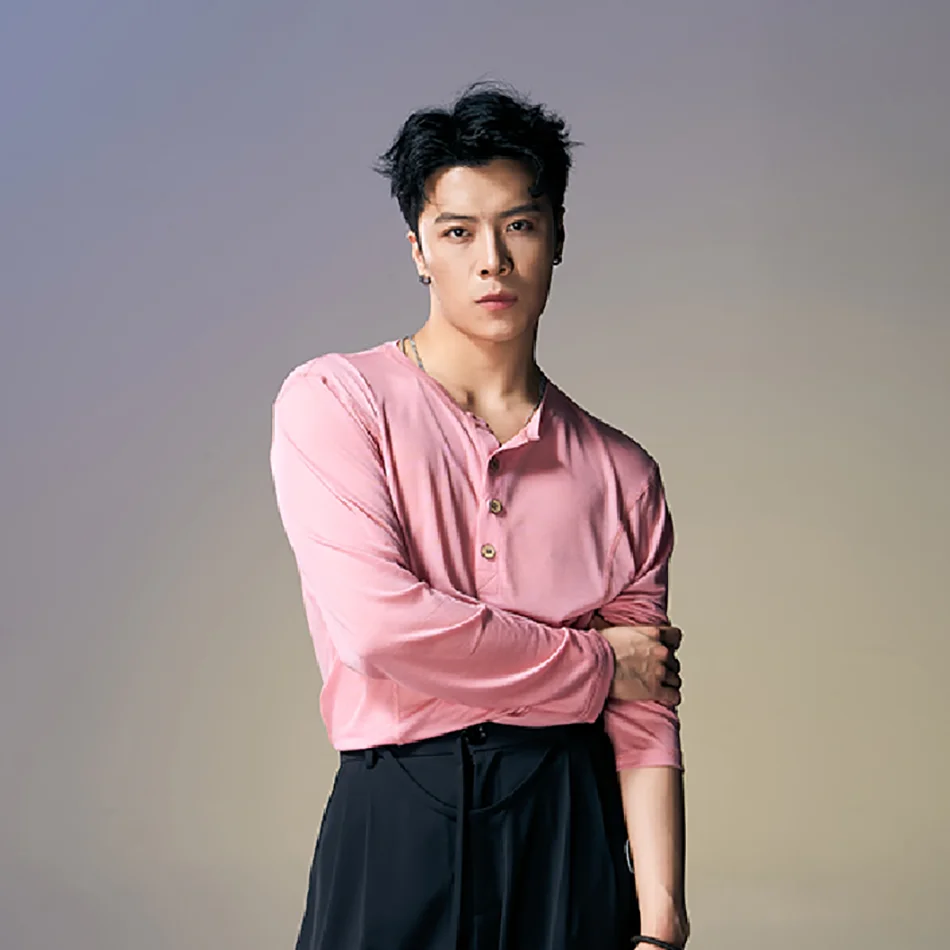 Costume da ballo latino maschile in stoffa per danza latina, costume da tango, manica lunga, scollo a V, abito da ballo latino