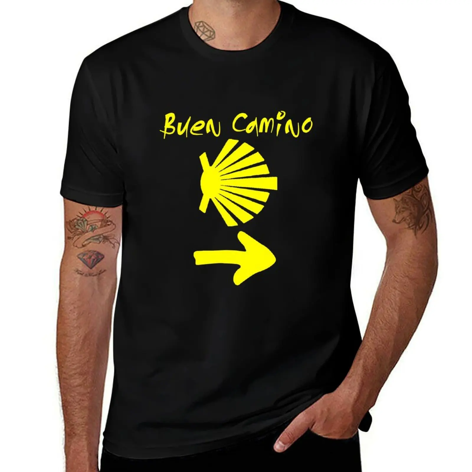 

man T-Shirt Peregrino t de shirt man shirt Santiago. Compostela designer summer Camino t Buen