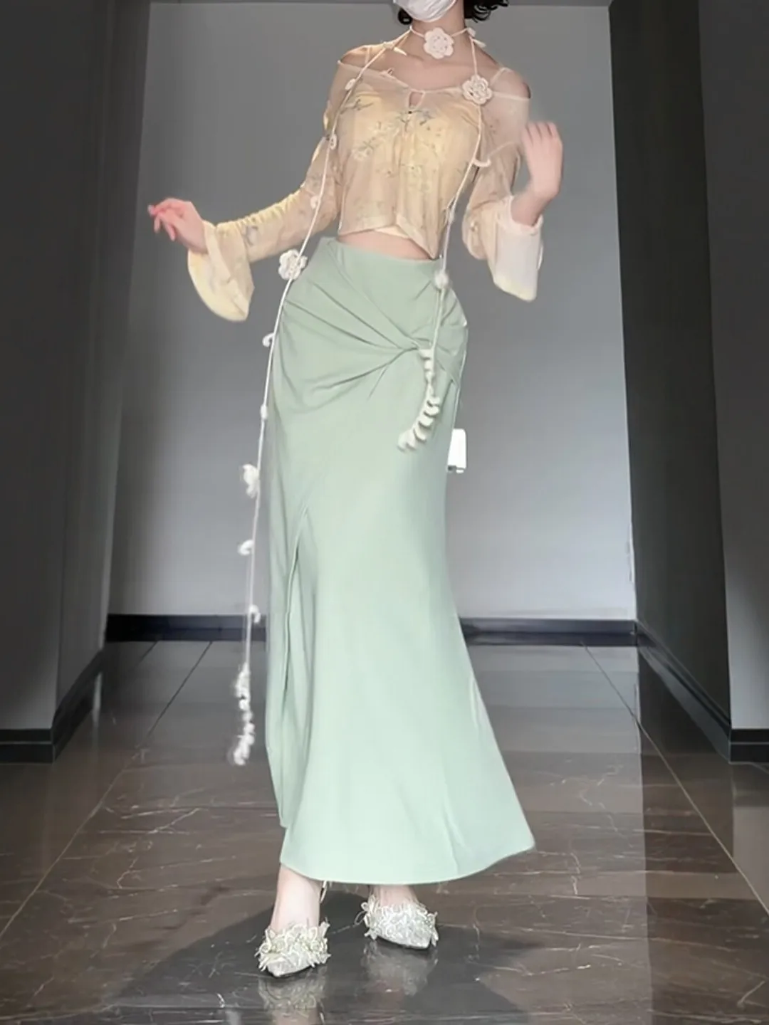 

Unique Shoulder Baring Two Piece Set Wrap around Skirt Gentle Style Summer Fashion Women's Comfortable Long Sleeve V Neck Dress