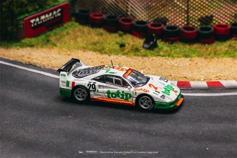 Tarmac Works 1:64 F40 LM 24h of Le Mans 1994 Race No29 Diecast Model Car