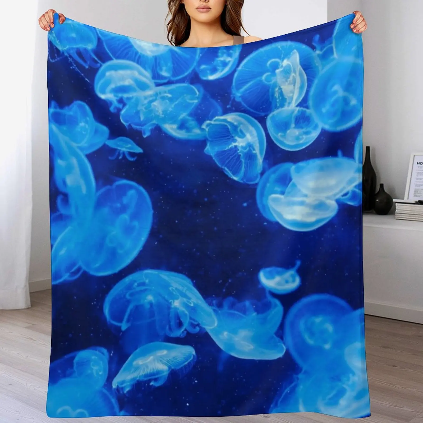 

Blue Jellyfish! Throw Blanket Picnic Polar Blankets