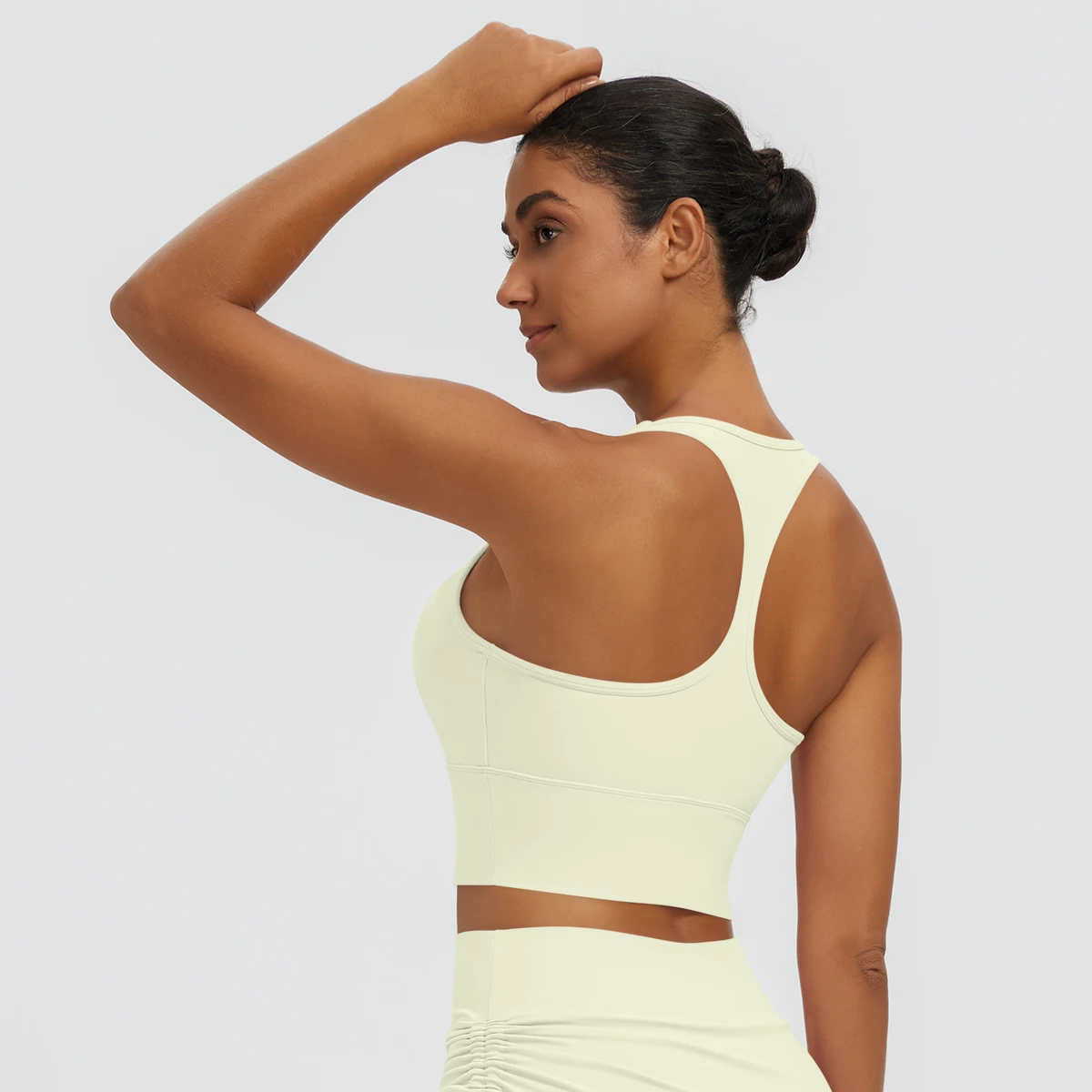 Schnell trocknendes, sexy Yoga-Top in I-Form, stoßdämpfendes Lauf-Yoga-Oberteil mit Brustpolster, einfarbiges Sommer-Fitness-Oberteil für das Training. – Detail 25