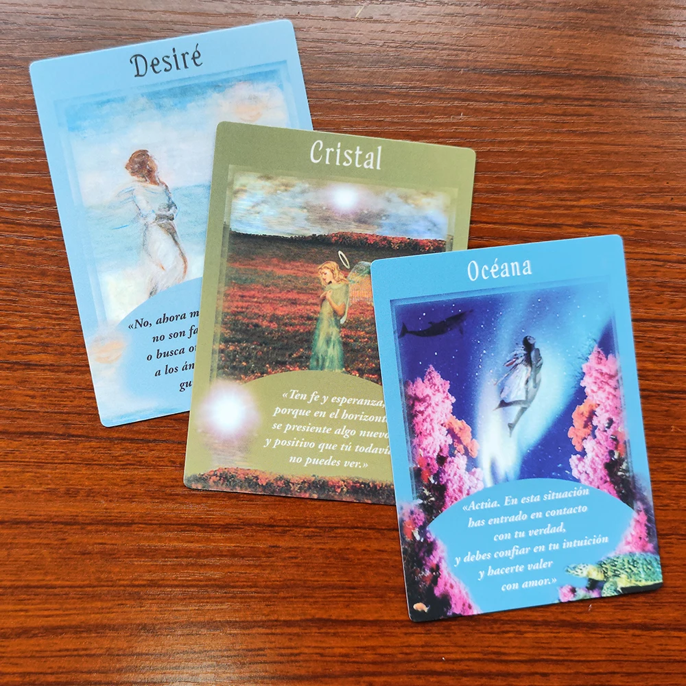 Messages from Your Angels: Oracle Cards, Spanish Edition, A 44-Card Deck and PDF Guidebook by Doreen Virtue, 12*8.7cm