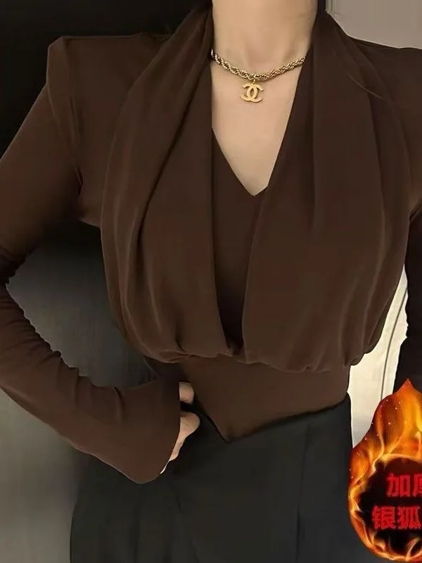 

Утепленная флисовая теплая футболка с длинным рукавом и V-образным вырезом для женщин, осенне-зимняя, приталенная, базовая, с дизайнерским акцентом на шею