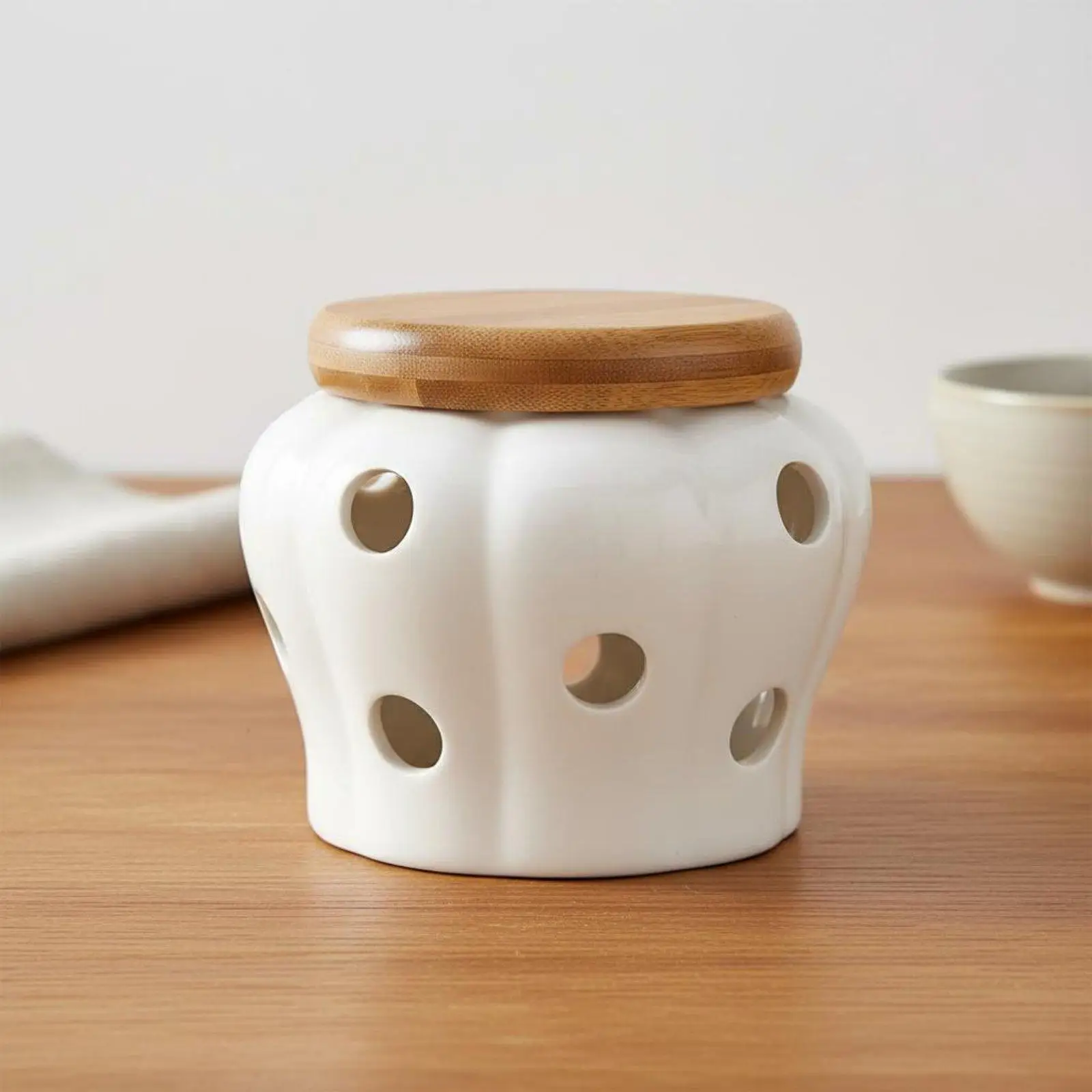 Bamboo Lid Ceramic Storage Container Decorative Kitchen Storage Jar Ceramic Airtight Container for Garlic Ginger Chili Food Prep